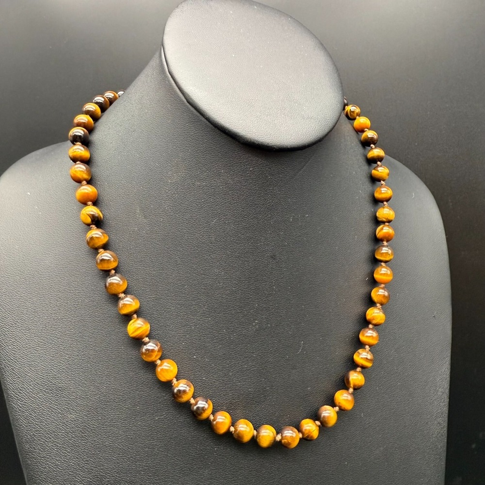 🐯 Vintage 19" Tiger's Eye Round Bead Necklace – Hand Knotted with Silver Clasp